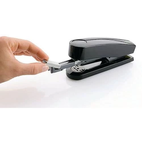 B4 Re+New Eco-friendly Stapler, 40 Sheets - Novus 4 B4 Re+New Eco-friendly Stapler, 40 Sheets - Novus - Image 4