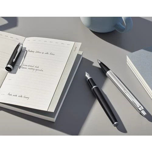Parker® Parker IM Essential Matt Black CT Premium Fountain Pen - Parker 13 Parker® Parker IM Essential Matt Black CT Premium Fountain Pen - Parker - Image 13