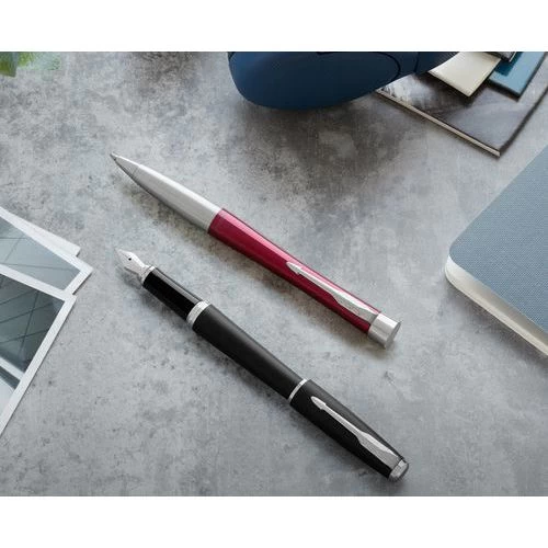 Parker® Premium Urban Twist Magenta Ballpoint Pen, Blue Ink - Parker 7 Parker® Premium Urban Twist Magenta Ballpoint Pen, Blue Ink - Parker - Image 7